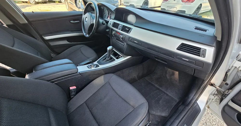 Poza 7 BMW Seria 3 318d Aut. Blue Performance Modern Line