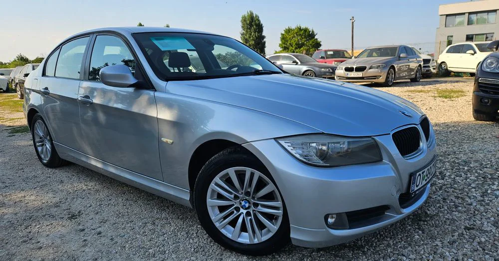 Poza 28 BMW Seria 3 318d Aut. Blue Performance Modern Line