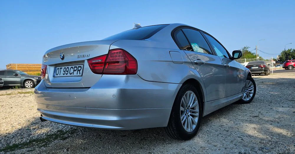 Poza 2 BMW Seria 3 318d Aut. Blue Performance Modern Line