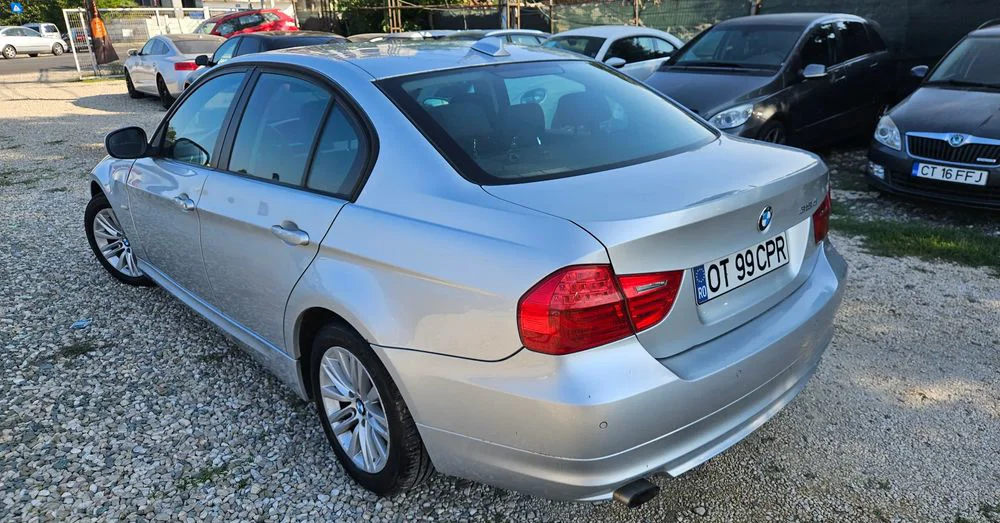 Poza 3 BMW Seria 3 318d Aut. Blue Performance Modern Line