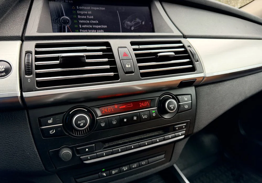 Poza 13 BMW X5 xDrive40d Edition Exclusive